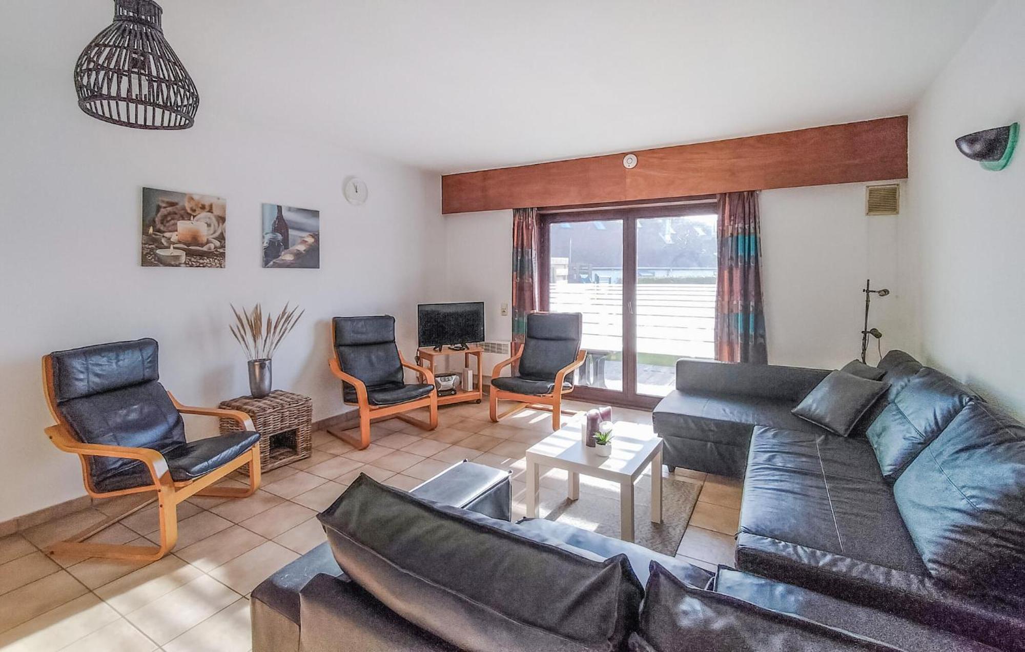 Beautiful Apartment In Bredene With Kitchen Exterior foto
